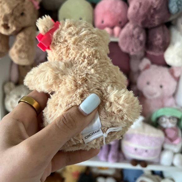 Jellycat Yummy Bear - Authentic & BNWT! - Picture 5 of 6